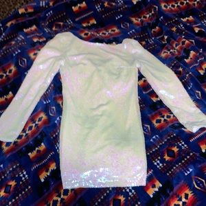 Hey lady’s i am selling a Charlotte Russe dresse, if interested plz message me!!